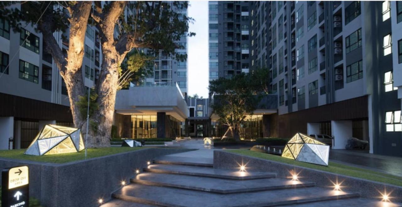 The Base Central Pattaya By Wwc Exterior foto