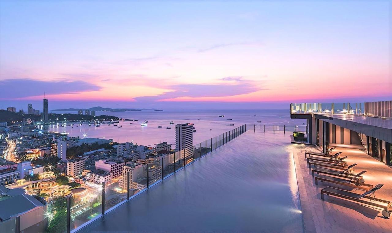 The Base Central Pattaya By Wwc Exterior foto