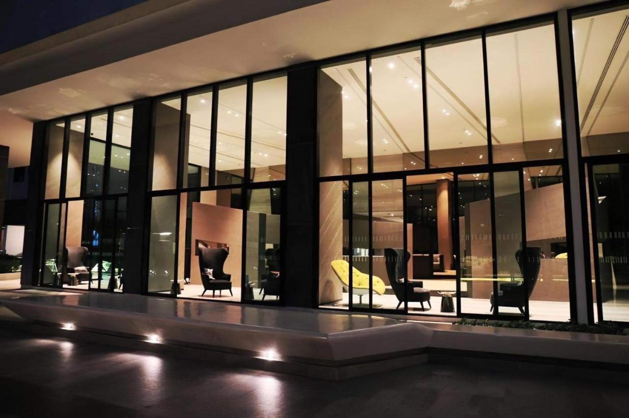 The Base Central Pattaya By Wwc Exterior foto
